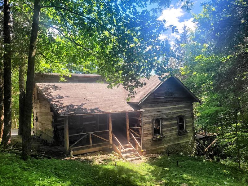 Relaxing Weekend Getaways In Indiana That Deserve A Spot On Your Travel List - Decor Hint Dugan Hollow Retreats