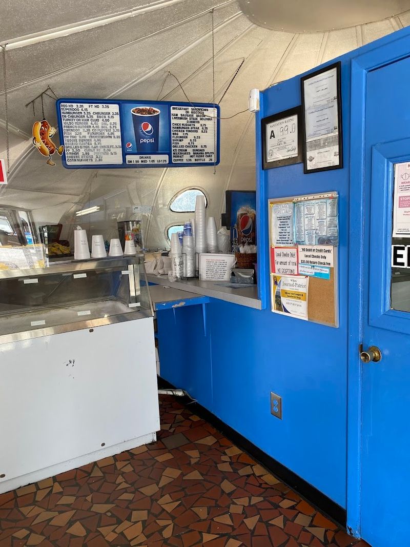This Igloo-Shaped North Carolina Ice Cream Shop Is Impossible To Drive Past - Decor Hint Operating Hours To Know