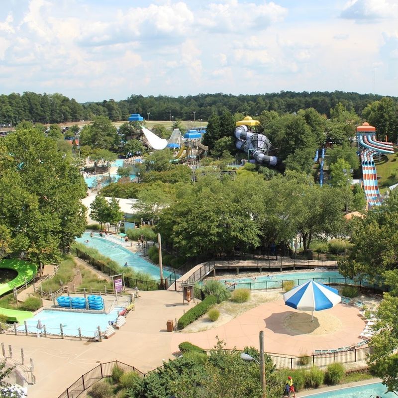 Wet 'n Wild Emerald Pointe
