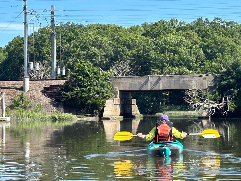 10 Connecticut River Adventures That Feel Like A Peaceful Escape From Everyday Life - Decor Hint Black Hall Outfitters (Kayak & Paddleboard Rentals)