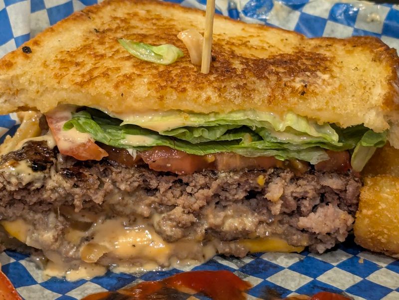 The Frisco Melt That Earns Its Own Fan Club