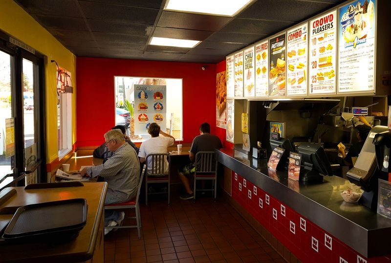 10 California Food Spots Where Chili Built The Reputation - Decor Hint Wienerschnitzel, Southern California