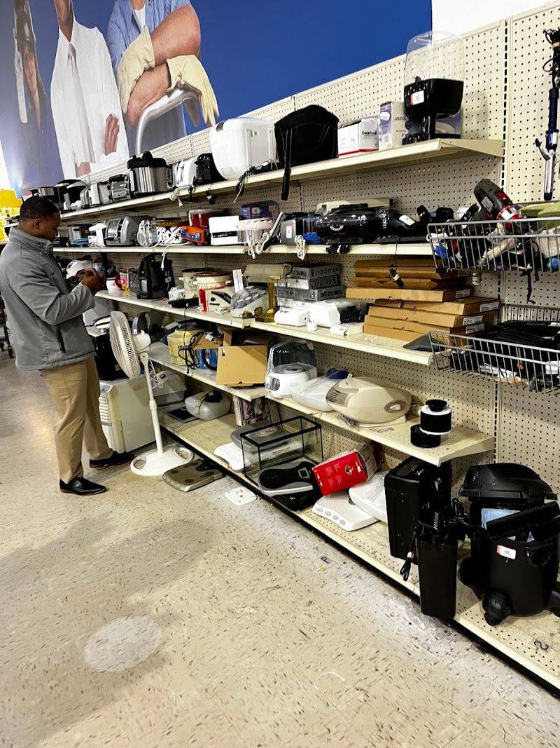Housewares And Kitchen Goods Worth Hunting Through