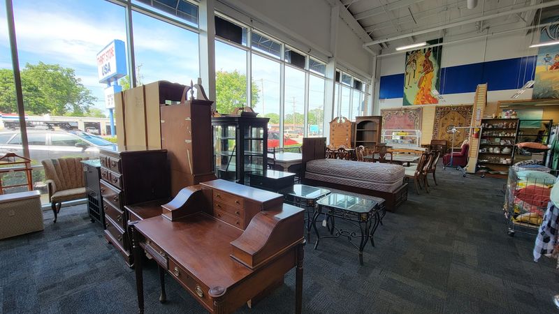 Electronics And Home Goods Galore