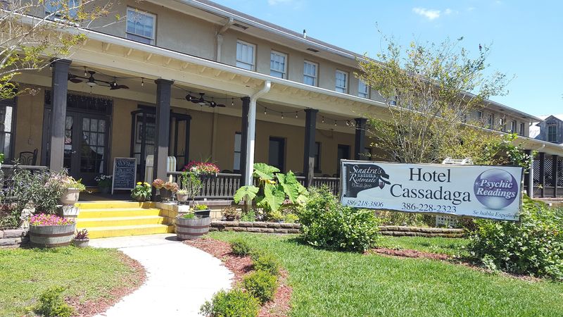 Hotel Cassadaga, Lake Helen