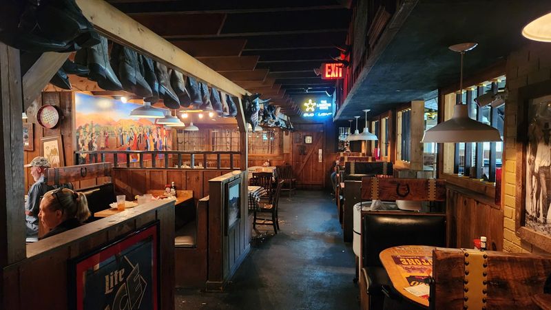 These Western North Carolina Burgers Are Worth Thinking About Long After The Last Bite - Decor Hint Binion's Roadhouse