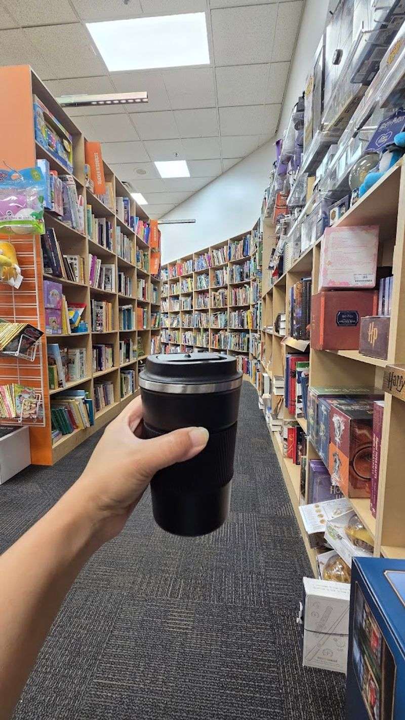 This Massive Delaware Book Warehouse Is Every Reader's Dream Come True - Decor Hint Collectibles That Demand Attention