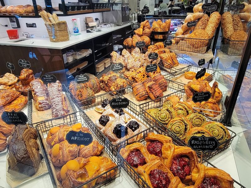 The Michigan Bakeries Where The Best Pastries Rarely Last Until Noon - Decor Hint Cannelle Ann Arbor, Ann Arbor