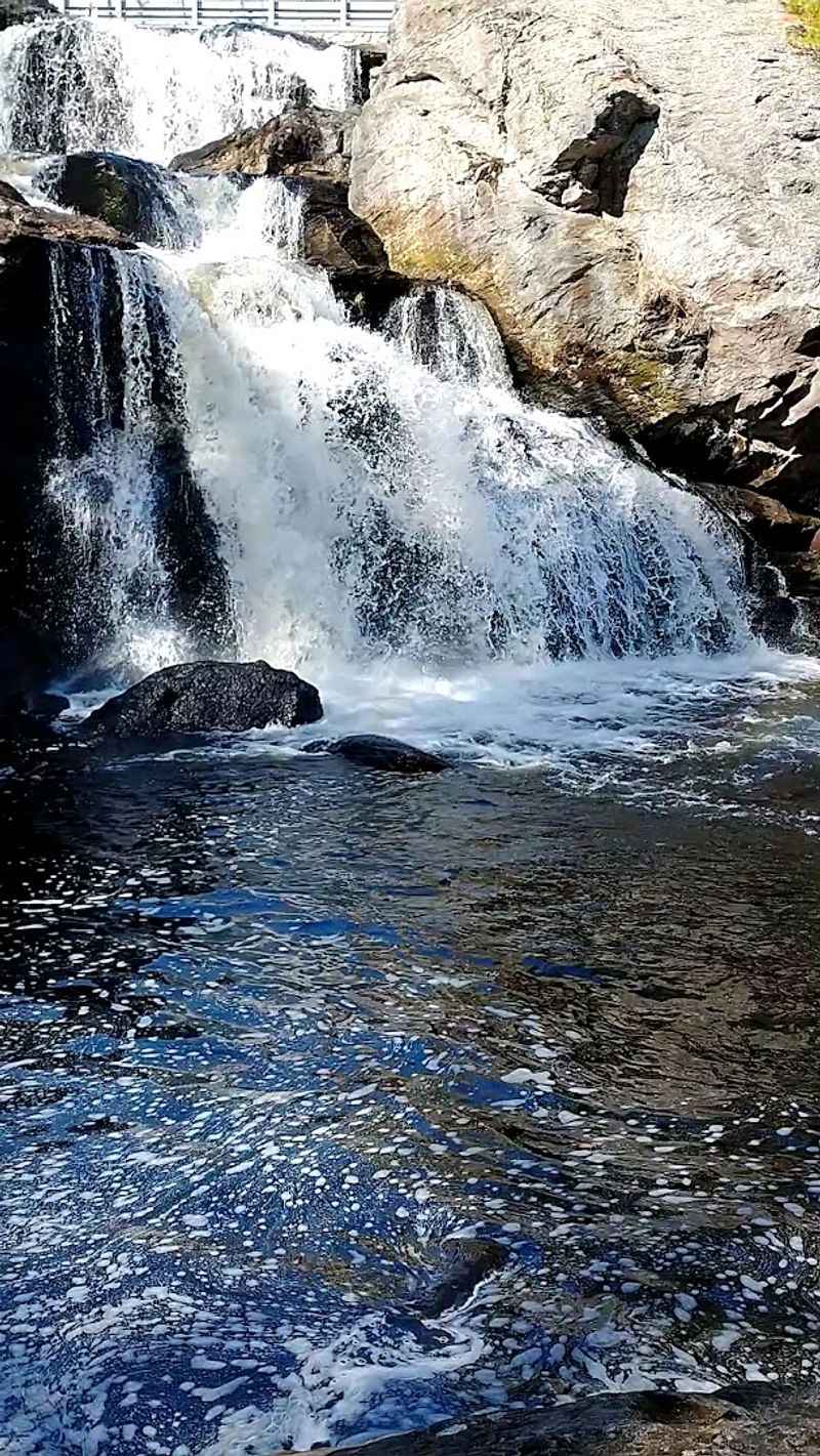 12 Connecticut Day Trips That Feel Like A Summer Escape Without The Big Price Tag - Decor Hint Devil's Hopyard State Park