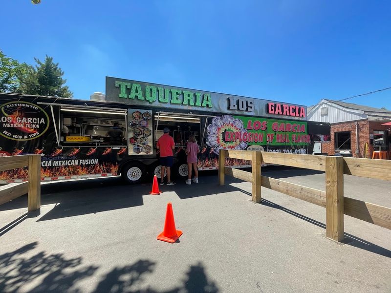 This Connecticut Restaurant Is A Must-Try For Taco Lovers Across The State - Decor Hint This Is The Kind Of Place You Tell Everyone About