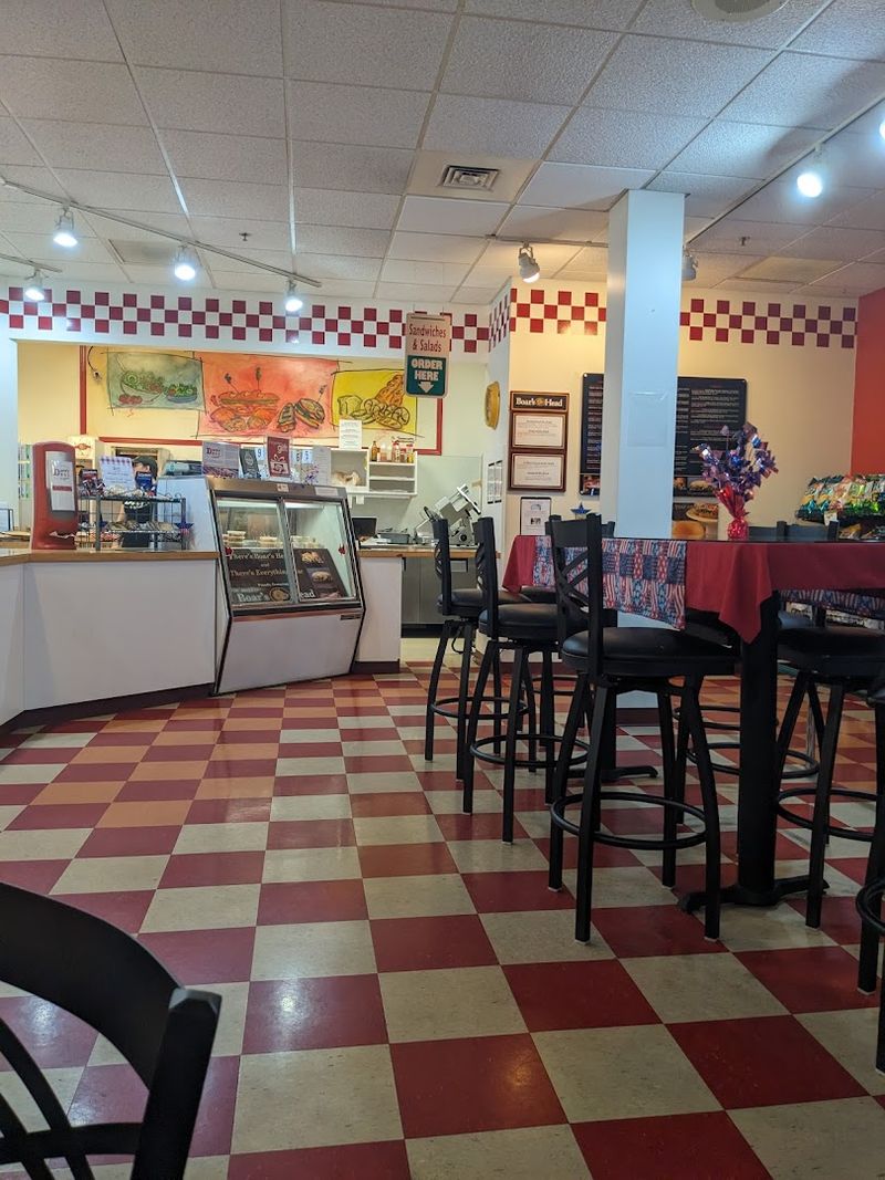 Dave's Deli