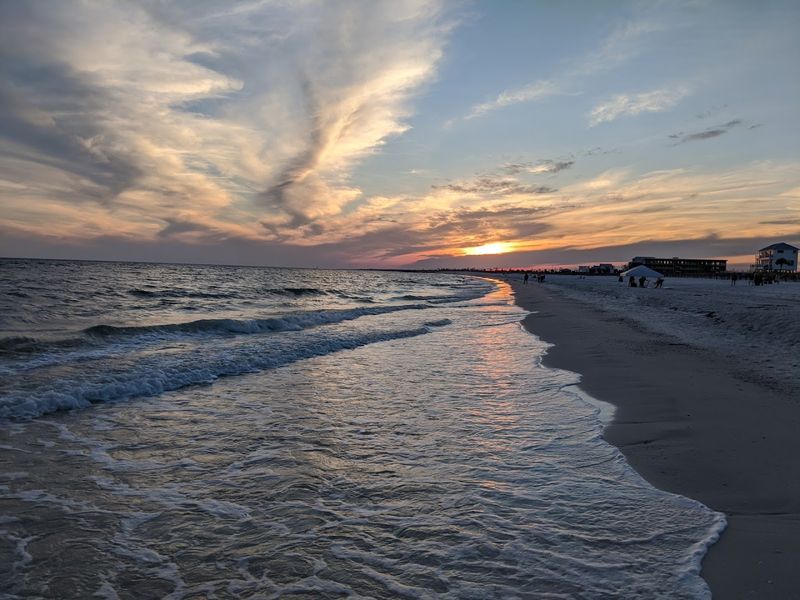 10 Budget-Friendly Florida Getaways That Feel Like A Real Vacation - Decor Hint Mexico Beach