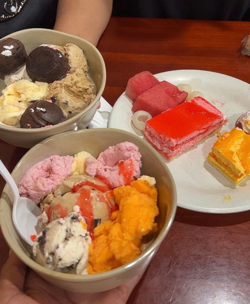 The Dessert Bar Actually Delivers On Taste