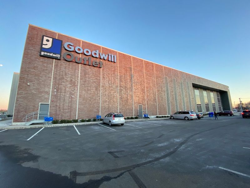 How This Store Compares To A Regular Thrift Shop