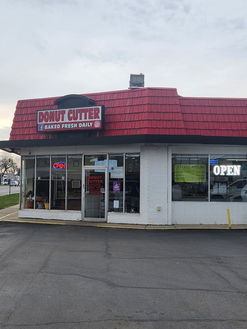 Donut Cutter, Berkley 