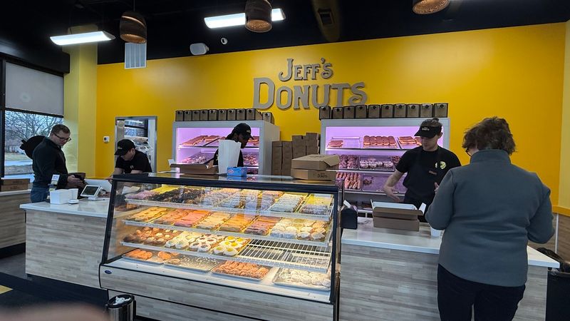 Jeff's Donuts (Lexington)