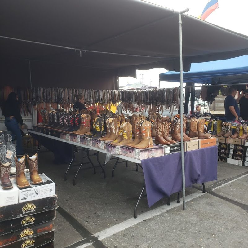 Rows Of Vendors Give It A Warehouse-Sized Treasure Hunt Feel