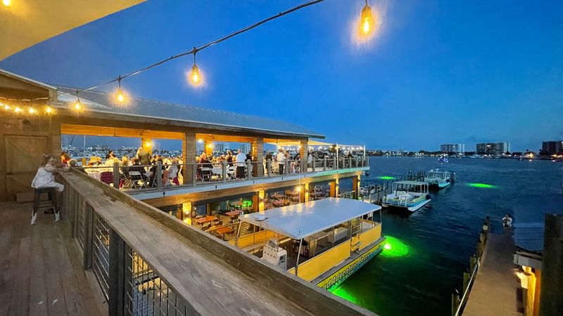 These Beloved Florida Restaurants Make Gluten-Free Eating Feel Effortless - Decor Hint The Edge Seafood Restaurant & SkyBar, Destin