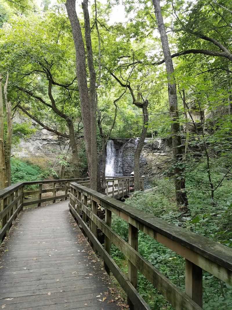 Hayden Falls Park, Dublin