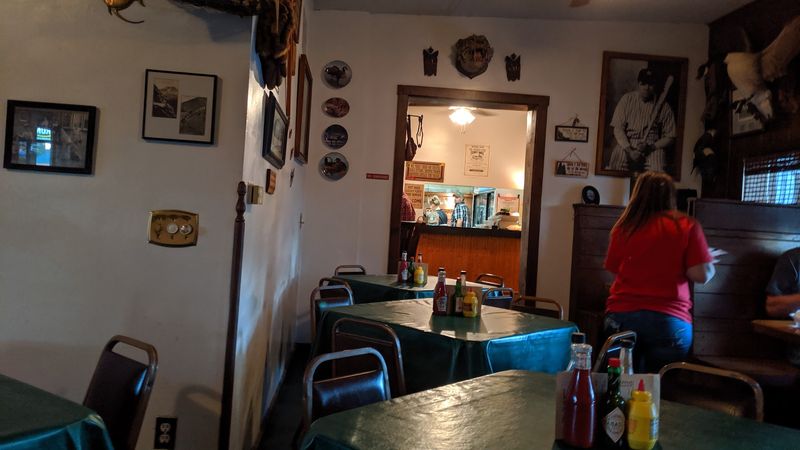 Kelley's Fish & Seafood, Blair