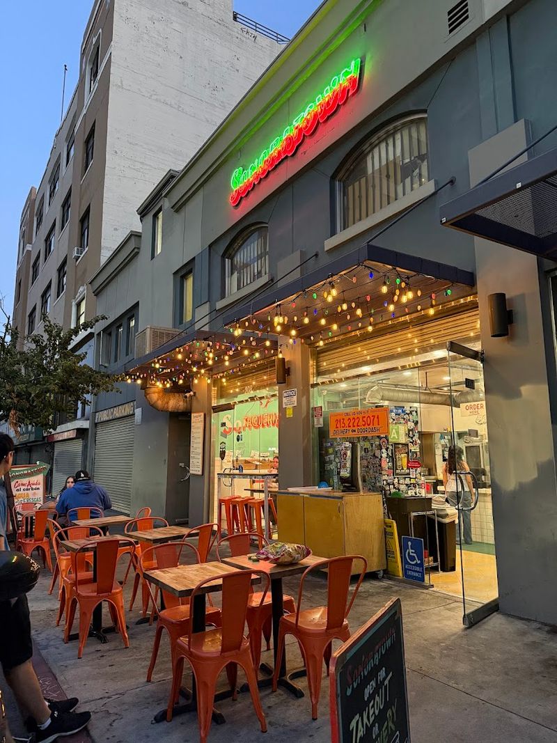 12 California Dining Spots Where The Homemade Salsa Keeps People Coming Back - Decor Hint Sonoratown, Los Angeles