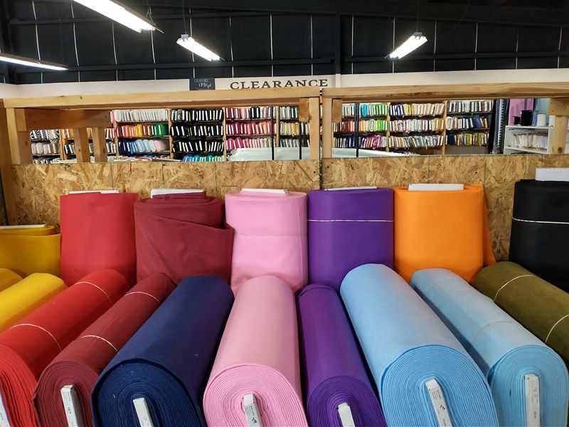 This Indiana Store Has Become A Bucket-List Destination For Crafters - Decor Hint Prices That Make You Look Twice