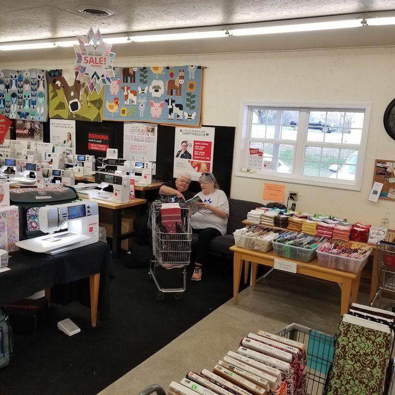 This Amazing Kentucky Fabric Shop Is A Massive Quilting Wonderland For Crafters - Decor Hint Friendly Staff Who Make Shoppers Feel Welcome