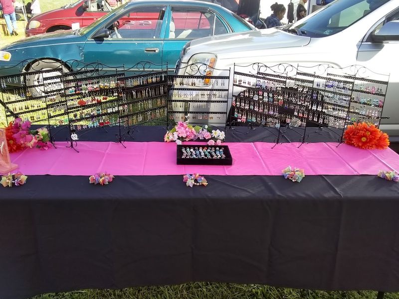 Vintage Jewelry And Costume Accessories
