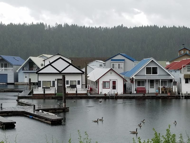 North Idaho Hides One Of Its Best Lake Stops In Plain Sight