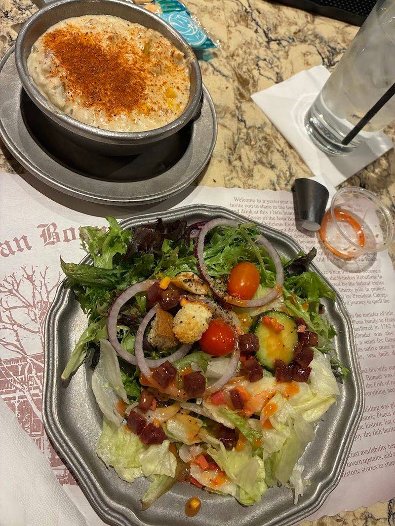 Food That Respects The Setting