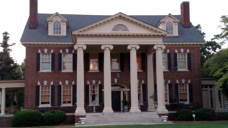 This Sleepy North Carolina Town Still Has Homes Under $150,000, And Moving There Might Make Sense - Decor Hint Older Homes Bring Charm And A Few Projects