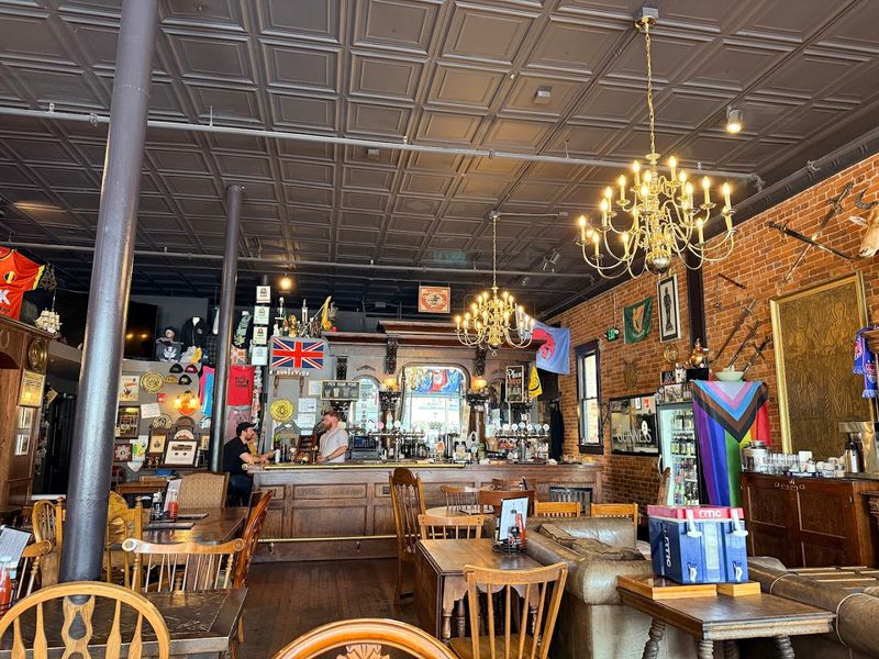 The Crown & Thistle Pub