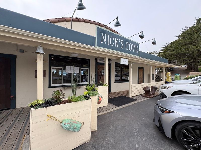 Nick's Cove, Marshall