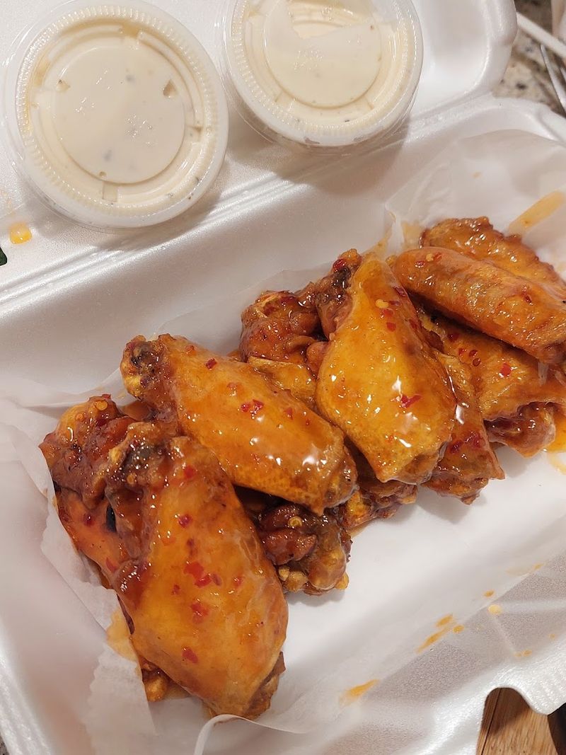 There Are 12 South Carolina Fried Chicken Destinations Worth The Drive - Decor Hint D's Wings, West Columbia