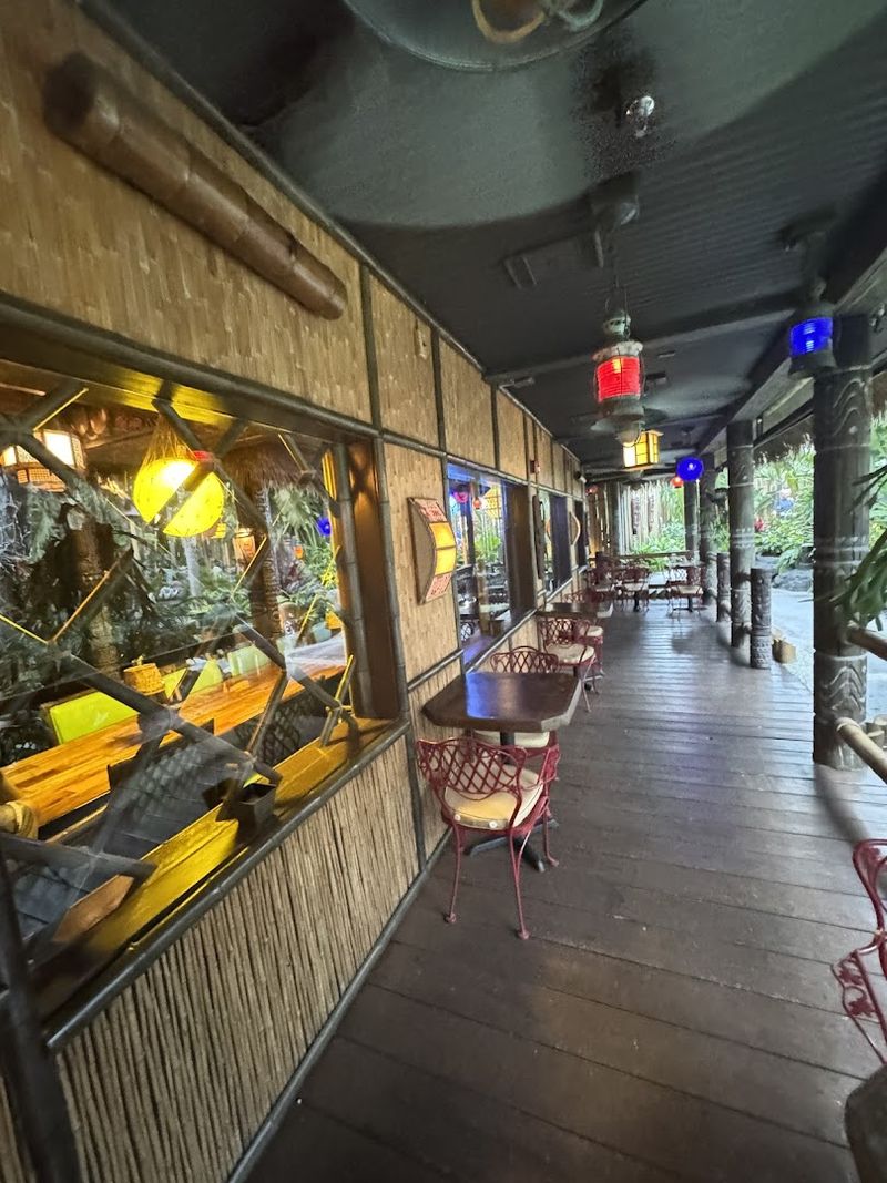 The Florida Restaurant That Turned Polynesian Culture Into An Unforgettable Night Out - Decor Hint The Interior Design Deserves Its Own Conversation