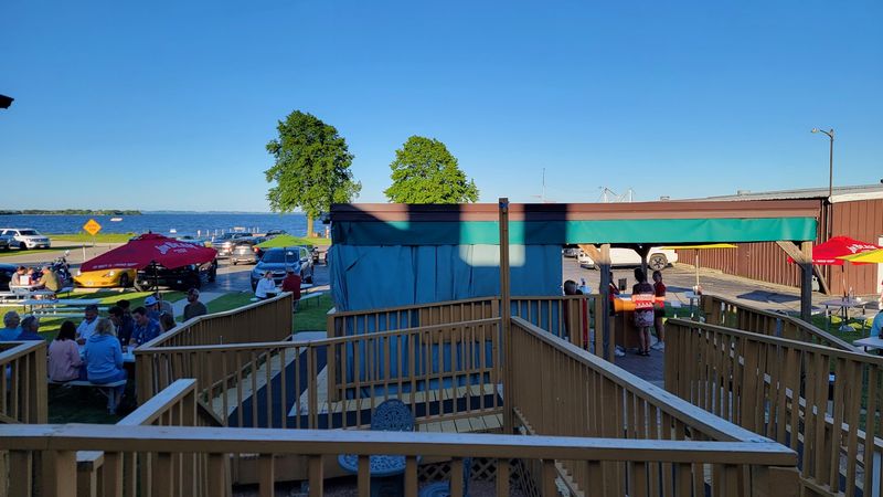 The Seafood At These 9 Wisconsin Restaurants Is Worth Going Out Of Your Way For - Decor Hint Wendt's On The Lake