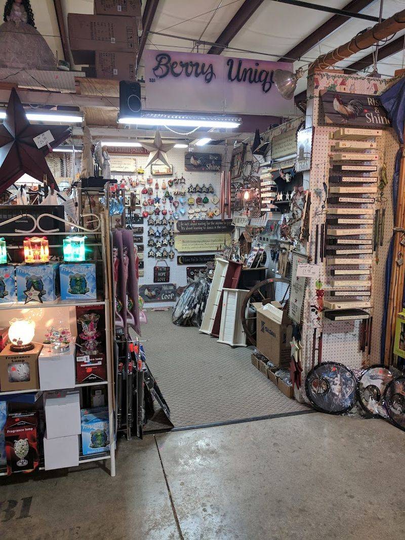 Hundreds Of Vendors Selling Everything Imaginable