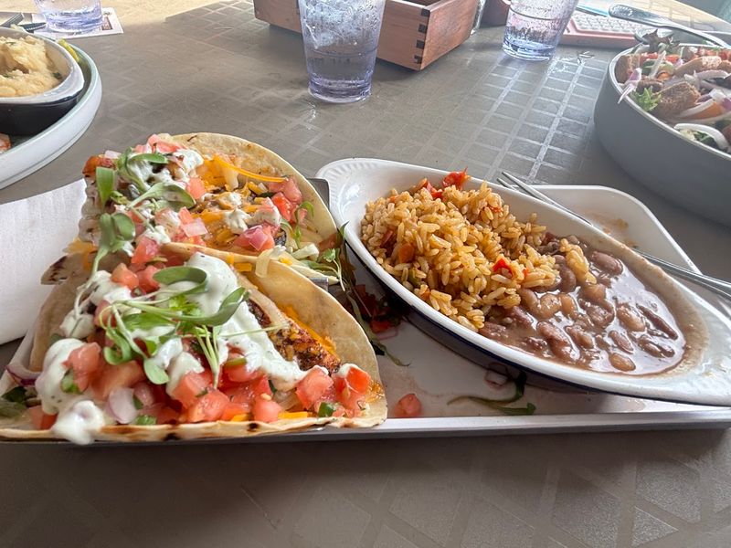 10 Florida Beachfront Restaurants With Ocean Views That Stay Affordable - Decor Hint Sandbar Seafood + Spirits, Anna Maria