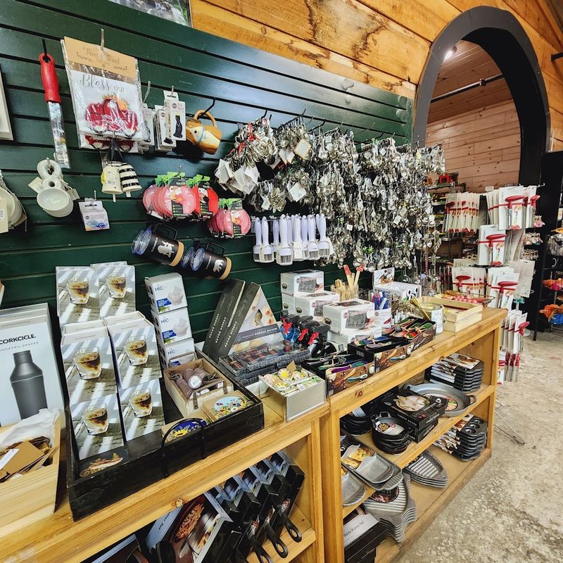 A Country Store Stocked With More Than Just Apples
