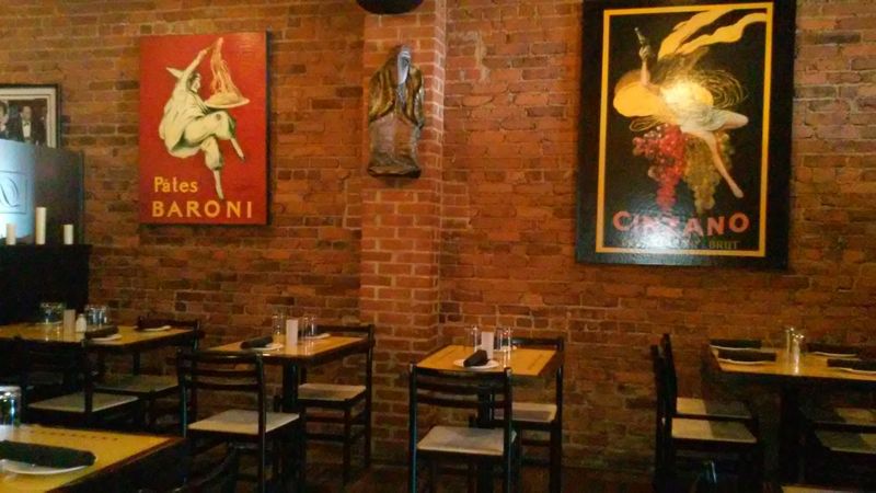 This Hidden Connecticut Pasta Spot Serves Ravioli That Could Rival Italy - Decor Hint A Branford Favorite For Italian Comfort