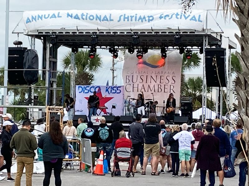 Live Music That Sets The Whole Mood