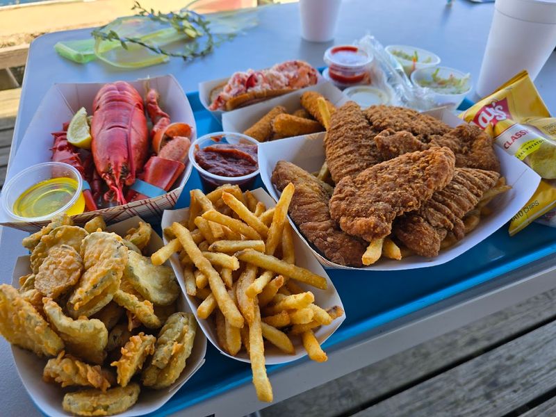 Best For A Sunny Seasonal Outing