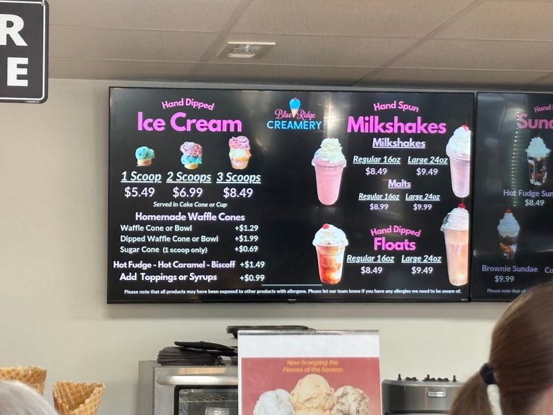 This North Georgia Creamery Makes Its Homemade Waffle Cones Fresh All Summer Long - Decor Hint Free Flavor Sampling Before You Commit