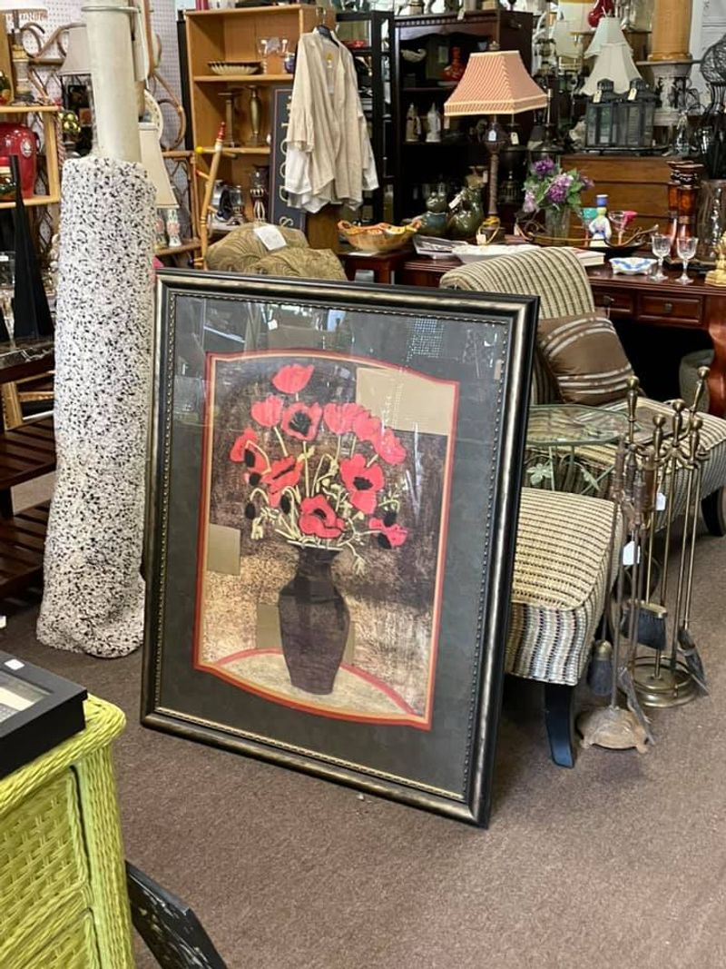 Art And Decor Pieces That Bring Personality To Any Room