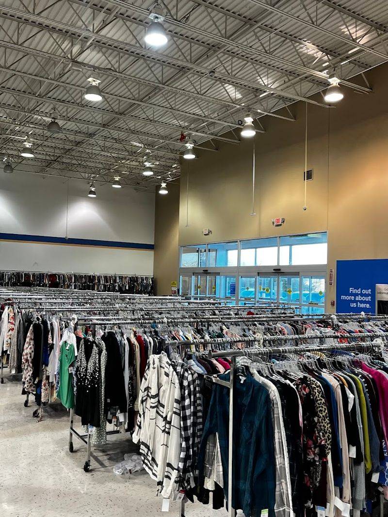 Clean And Well-Maintained Shopping Environment