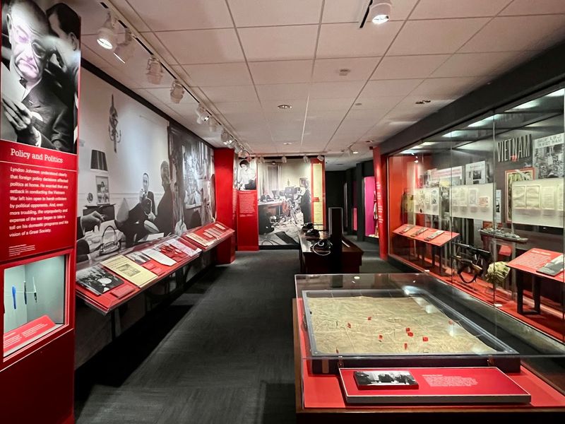 These 10 Texas Museums Turn Ordinary Afternoons Into Memorable Stories - Decor Hint LBJ Presidential Library, Austin