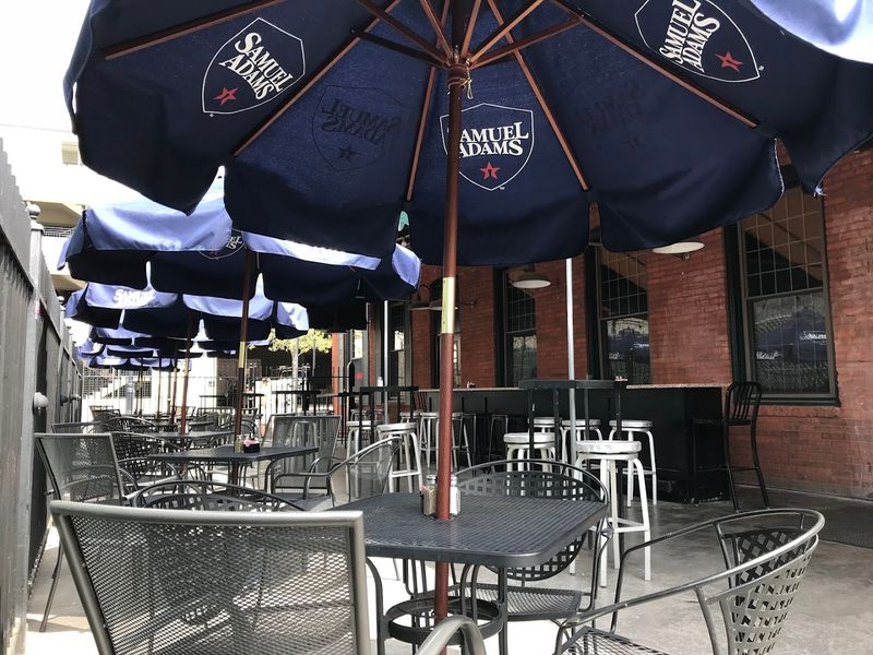 Arch Street Tavern, Hartford 