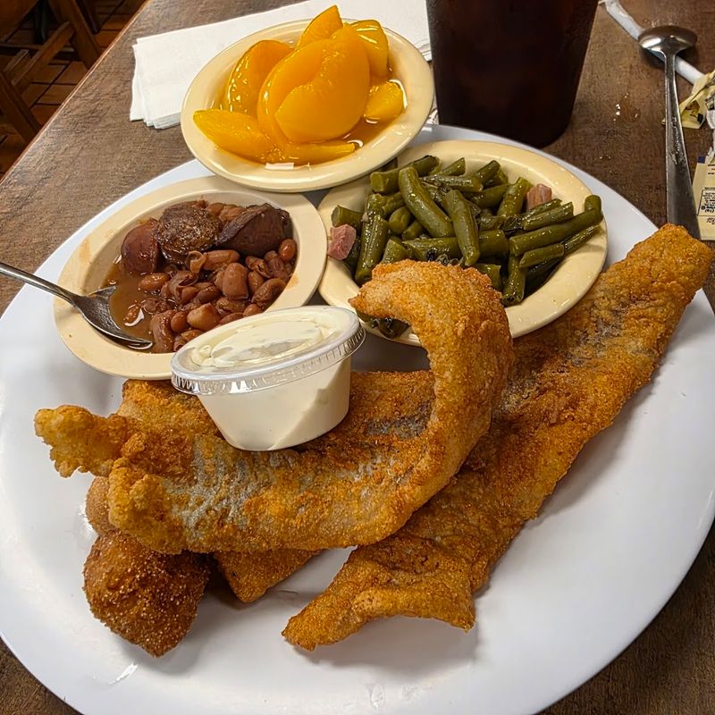 Friday Fish Fry That Keeps the Dinner Rush Coming