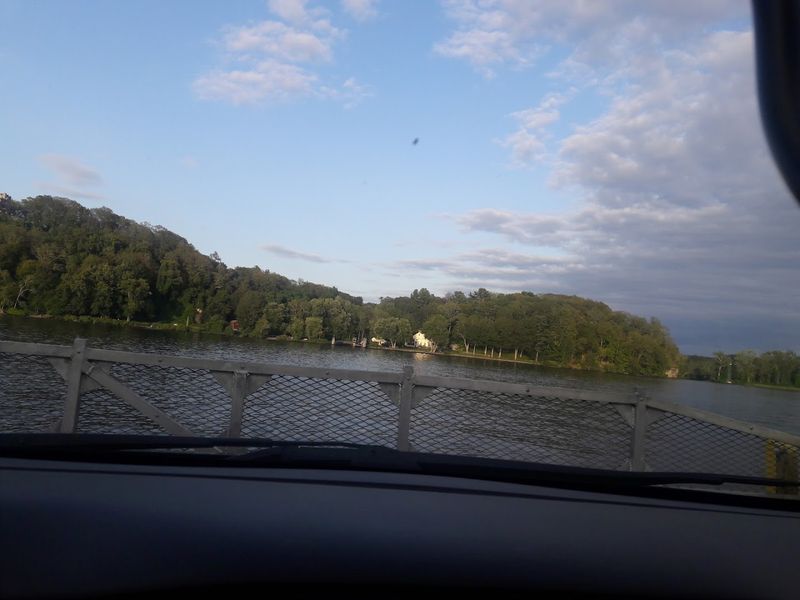 10 Connecticut River Adventures That Feel Like A Peaceful Escape From Everyday Life - Decor Hint Chester-Hadlyme Ferry