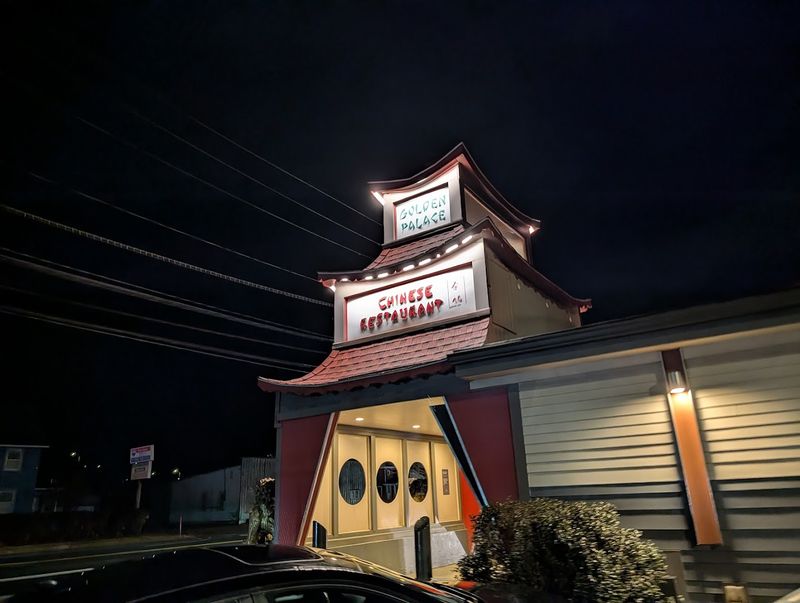 11 Chinese Restaurants In Connecticut That Locals Trust For Comforting Favorites - Decor Hint Golden Palace, Uncasville